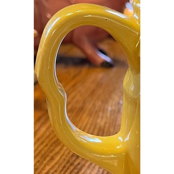 Vintage Yellow Stoneware Pitcher Creamer Handle Made in USA Serving Tableware - Picture 7 of 10